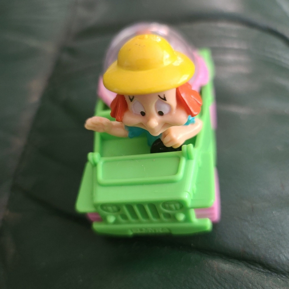 1990s Vintage McDonald's Tiny Toons Toy Elmyra Jeep - Picture 5 of 5